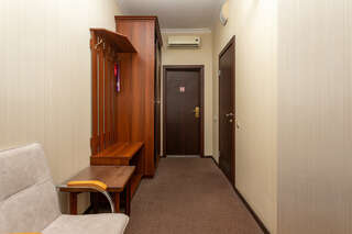 Гостиница Аврора Краснодар Семейный полулюкс-10