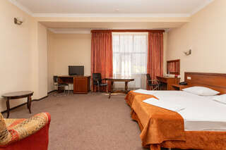 Гостиница Аврора Краснодар Семейный полулюкс-9