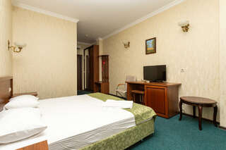 Гостиница Аврора Краснодар Семейный полулюкс-5