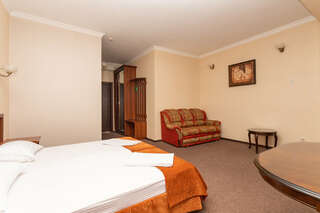 Гостиница Аврора Краснодар Семейный полулюкс-2