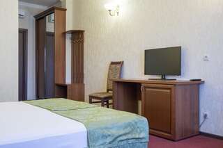 Гостиница Аврора Отель Краснодар Стандартный двухместный номер с 1 кроватью или 2 отдельными кроватями-3